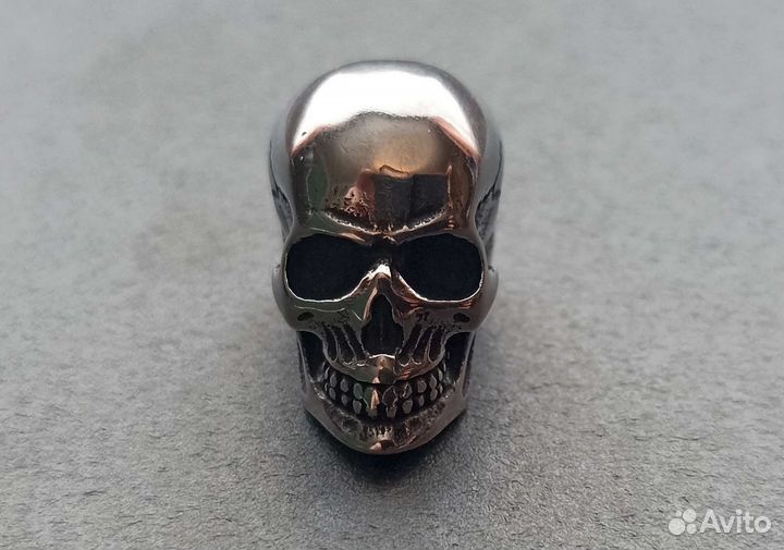 Бусина череп