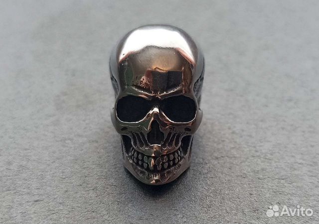 Бусина череп