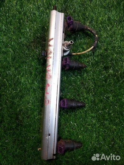 Топливная рампа Volvo S40 1.8 1995-2003