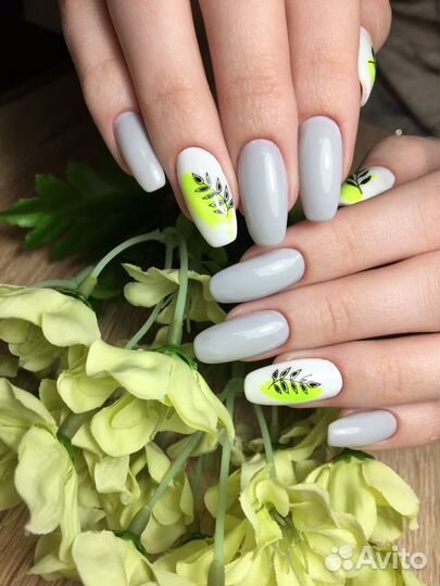 Маникюр, Педикюр