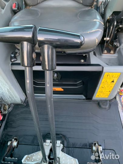 Мини-экскаватор Bobcat E19, 2015