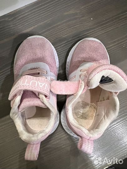 Кроссовки детские