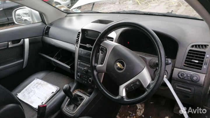 В разборе Chevrolet Captiva C100
