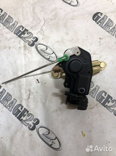 Замок лючка бензобака Lexus Rx 300