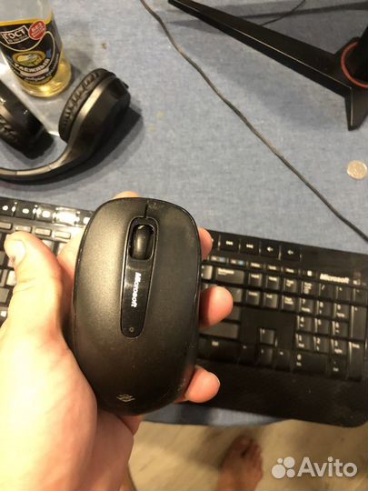 Беспроводная клавиатура + мышь Microsoft