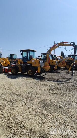 Экскаватор-погрузчик XCMG WZ30-25, 2023