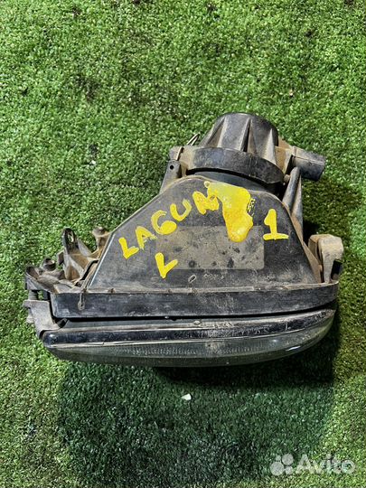 Фара противотуманная правая Renault Laguna 1