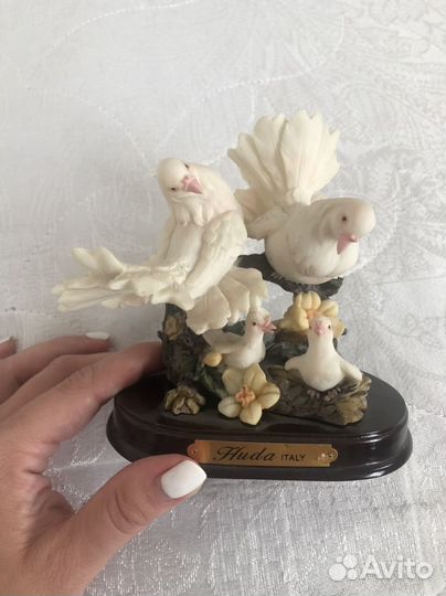 Статуэтка голуби