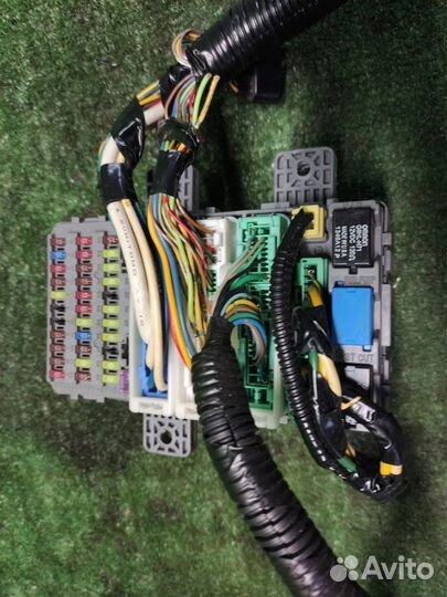 Блок предохранителей салонный Honda Civic 5D (FN)