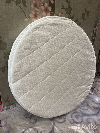 Матрас в круглую кроватку