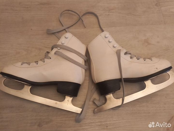 Коньки фигурные