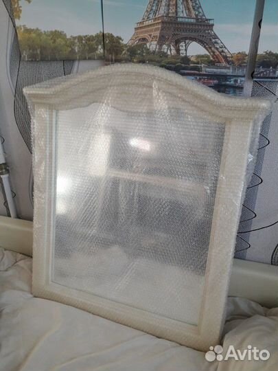 Зеркало настенное