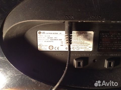 Монитор LG W2284F