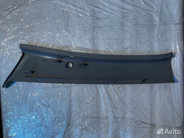 Накладка стойки кабины Mercedes-Benz