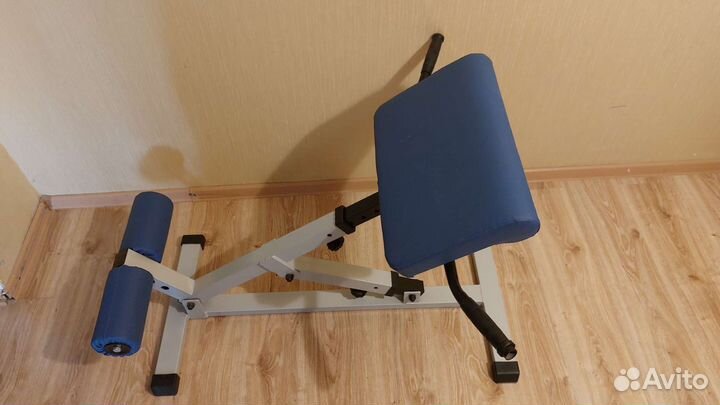 Тренажер для гиперэкстензии