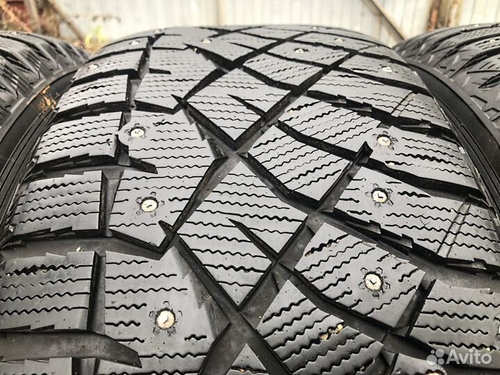 Nitto Therma Spike 255/55 R18 109T