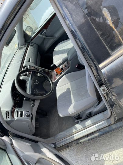 Мерседес Е 210 на запчасти