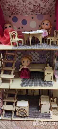 Кукольный домик с мебелью деревянный