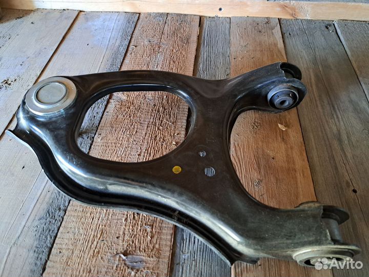 Задний рычаг Honda Accord 8