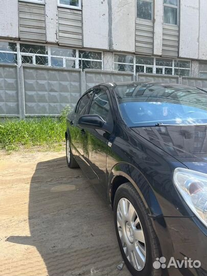 Opel Astra 1.6 МТ, 2008, 153 000 км