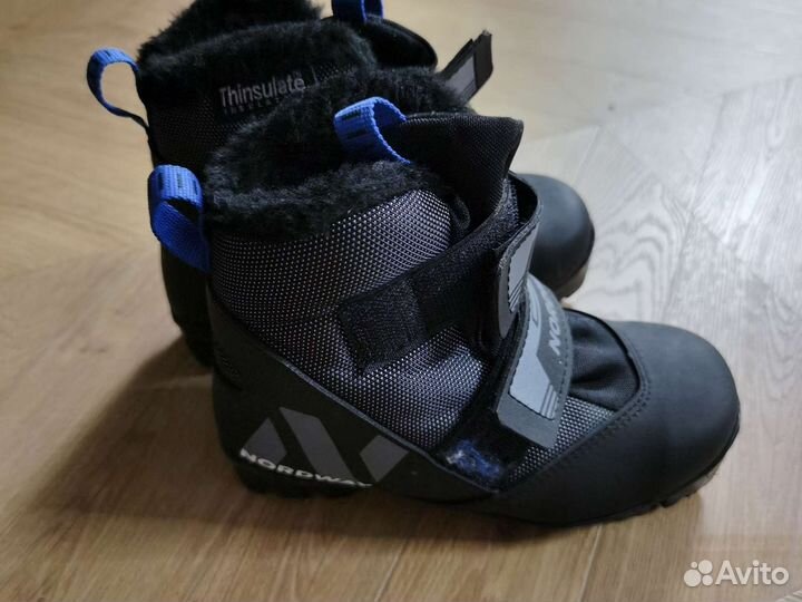 Детские ботинки для лыж