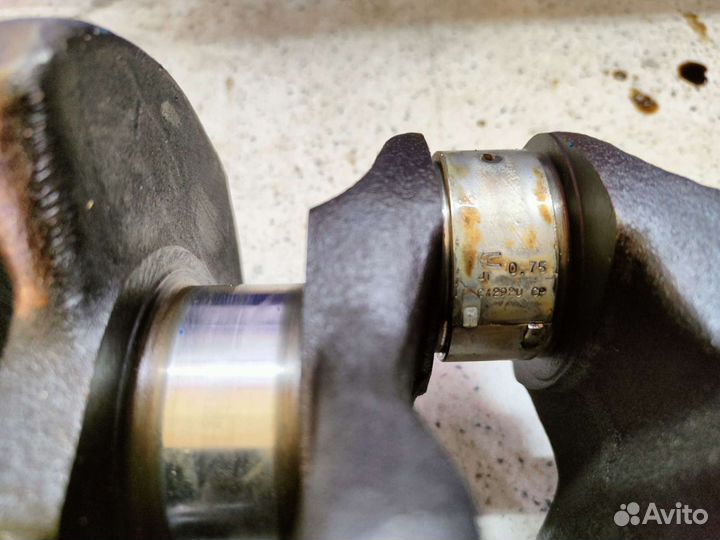 Коленвал mercedes w124 2.3