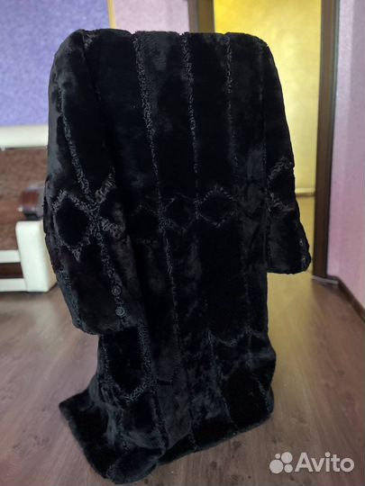 Шуба каракуль