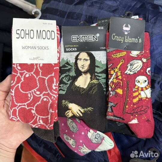 Носки с рисунками, выгоревшие на солнце