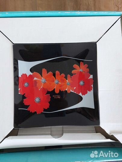 Набор тарелок новый