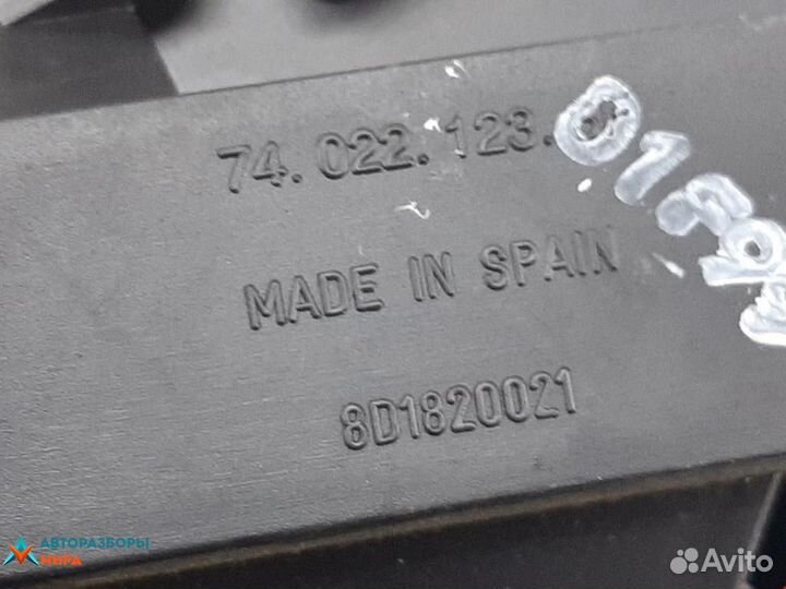 Моторчик печки Volkswagen Passat B5 1999 8D1820021