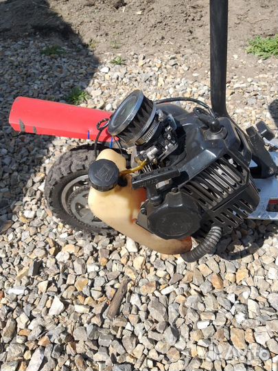 Бензиновый самокат