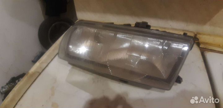 Фара левая Nissan primera p10