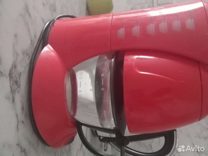 Кофеварка новая