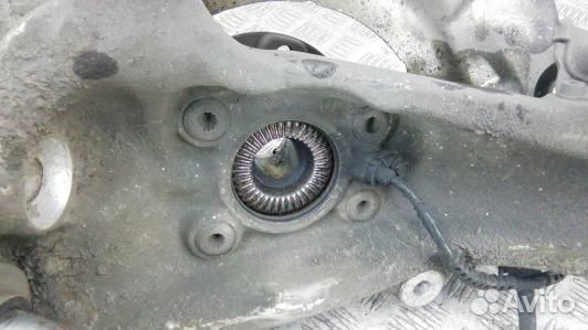 Ступица передняя правая BMW 5 F10/F11 (3BA05N901)