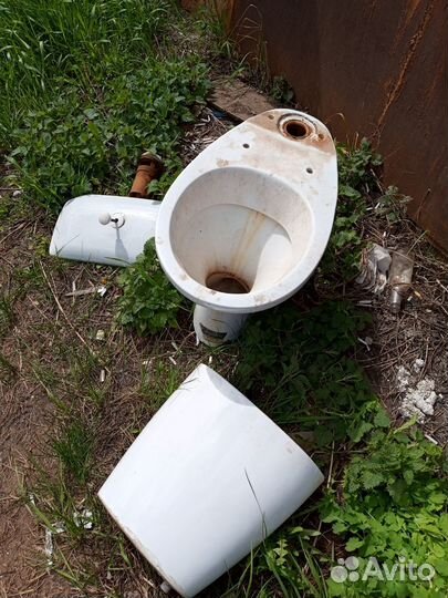 Унитаз, бачок