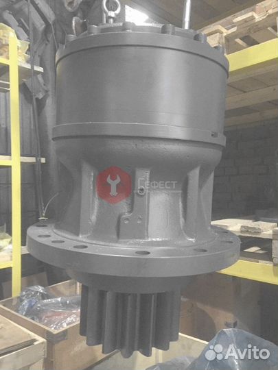 Поворотный редуктор Hitachi ZX35