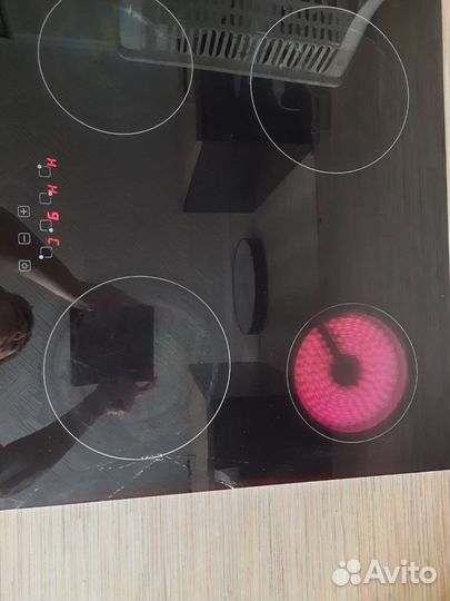 Варочная панель,электрическая на запчасти