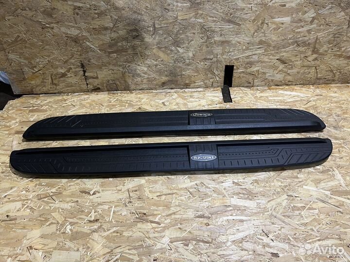 Подножки Hyundai Tucson пластиковые