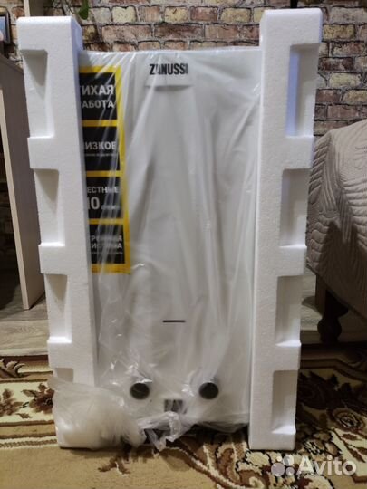 Продам газовый водонагреватель