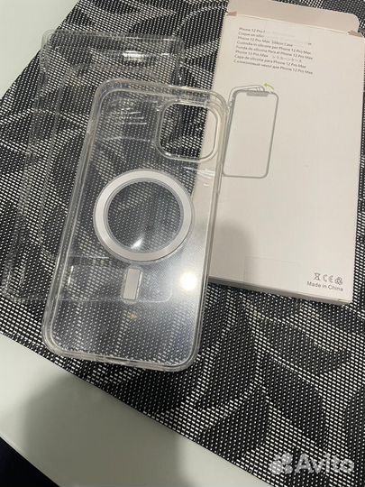 Чехол на айфон 12 pro max