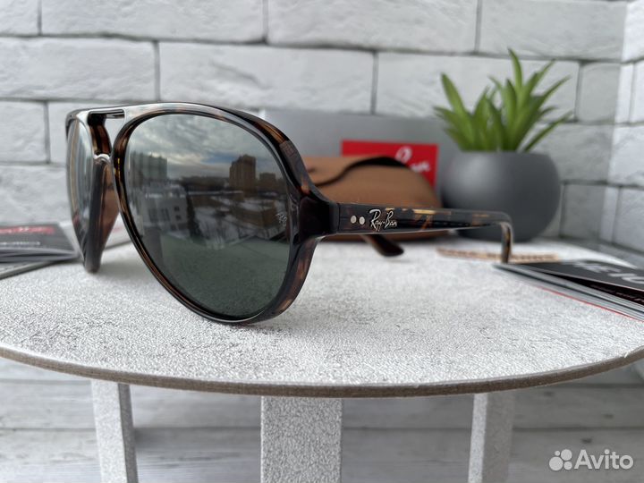 Солнцезащитные очки ray ban Cats