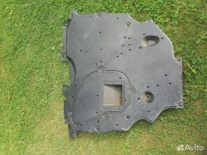 Пыльник / защита двигателя Toyota rav4 v50