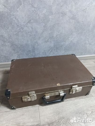 Чемодан ретро времен СССР