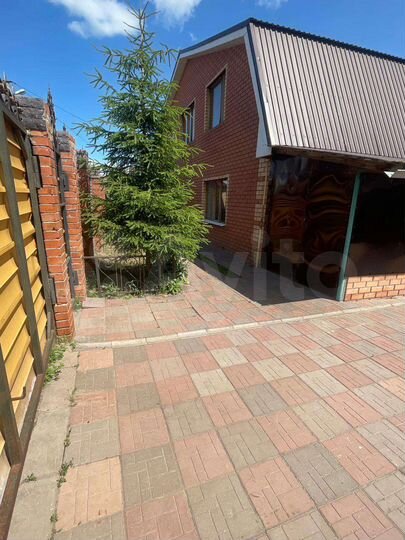 Дом 192 м² на участке 4 сот.