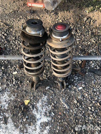 Передние стойки ваз 2114