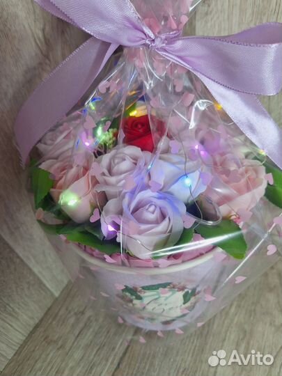 Подарочный букет из мыльных роз