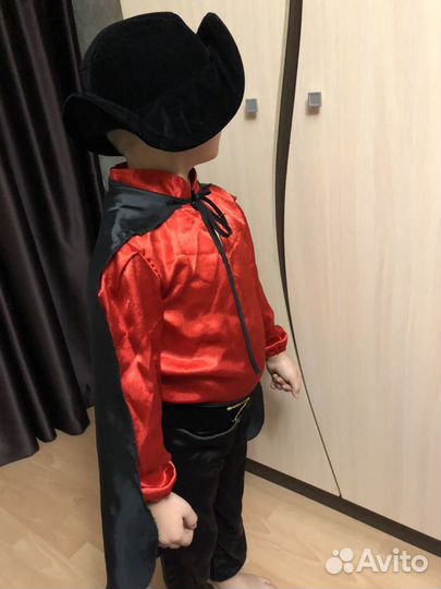 Костюм зорро