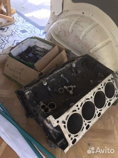 Блок цилиндров с поршнями s62 для М5 е39