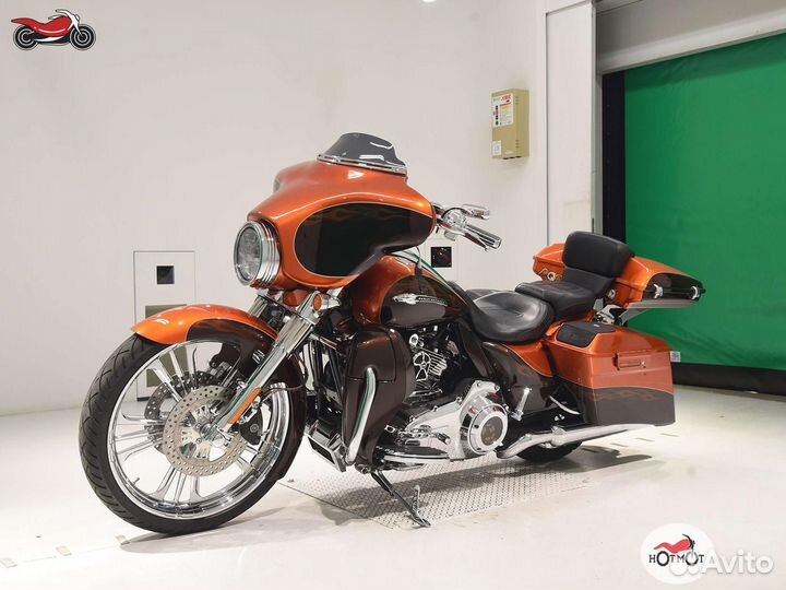 Harley-Davidson CVO Street Glide 2012г