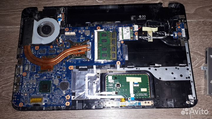 Ноутбук Toshiba по запчастям (деталям)